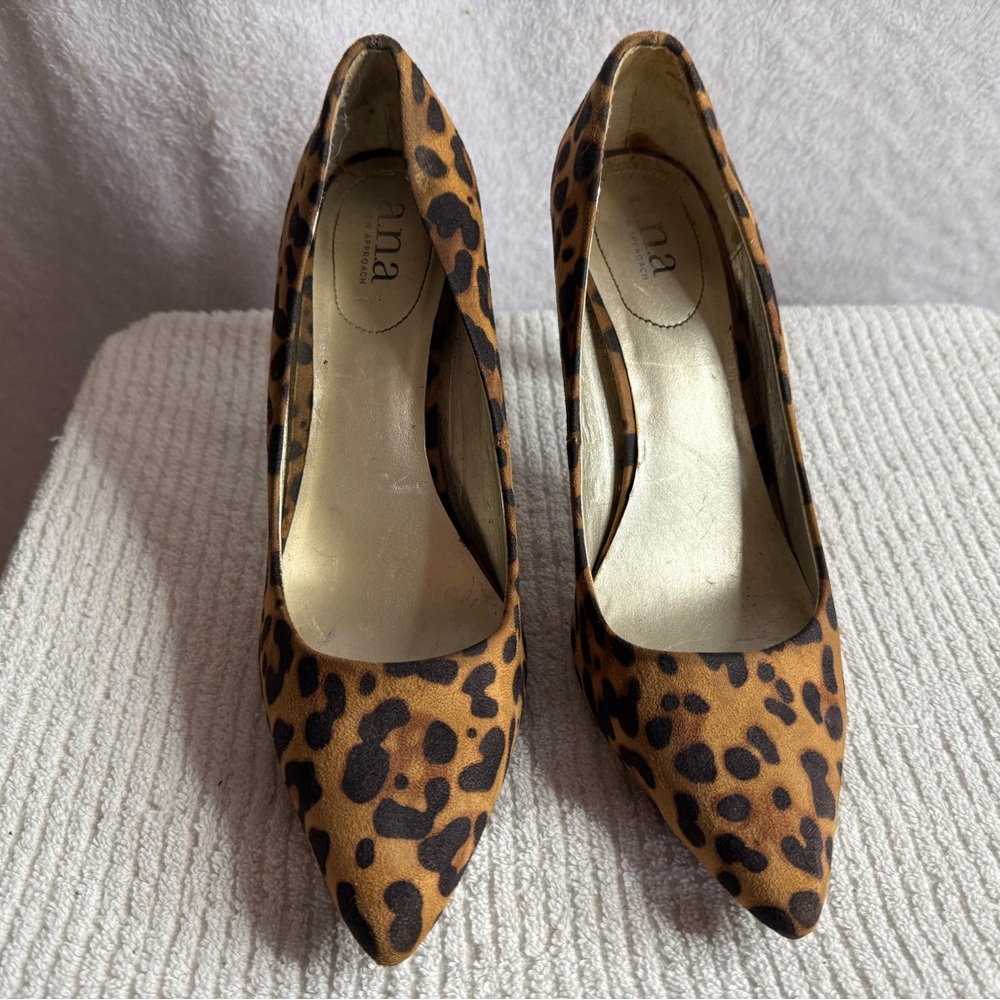 Leopard print Ana size 10 brand new heels 3” - Picture 3 of 5